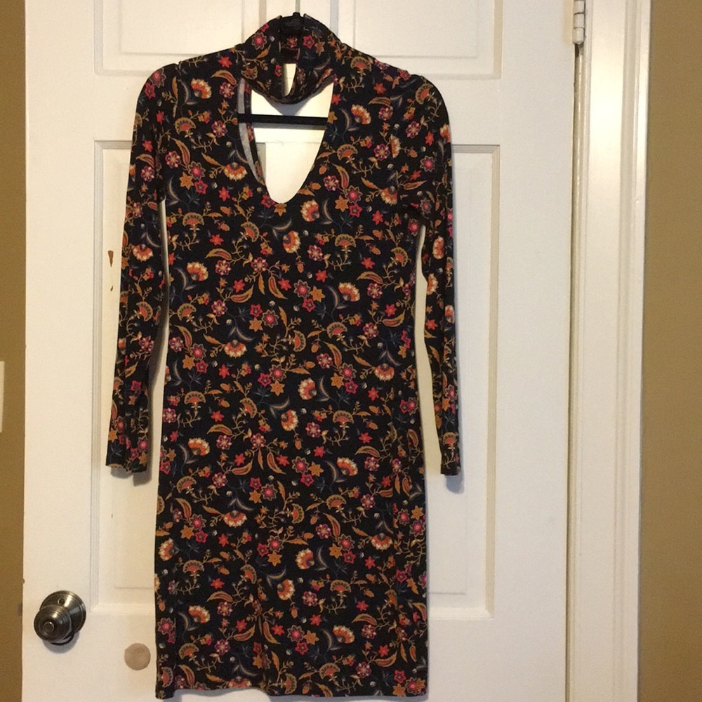 Maternity body fitting dress for all stages